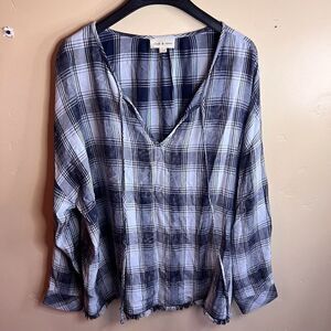 Anthro Cloth & Stone Womens‎ Frayed Bleached Blue and White Plaid Size Large